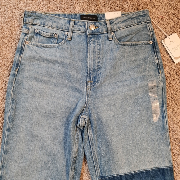 Free Assembly The Super High Rise Straight, Jeans Sz 8 - Picture 2 of 8